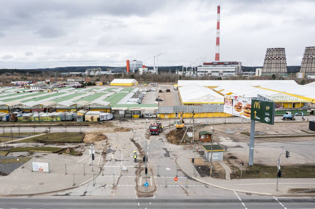 Prie Gariūnų prasidėjo žiedinės sankryžos įrengimo darbai