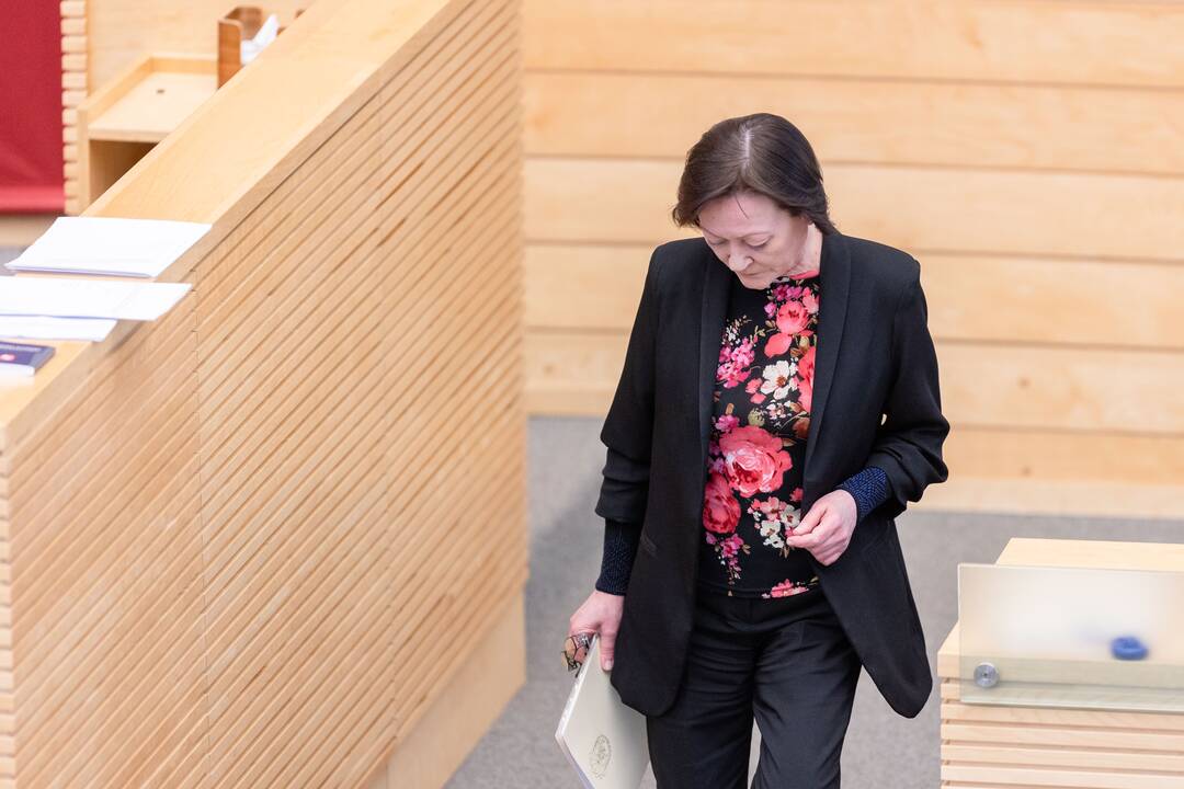 VRK pirmininkė J. Petkevičienė atsakinėjo į Seimo narių klausimus