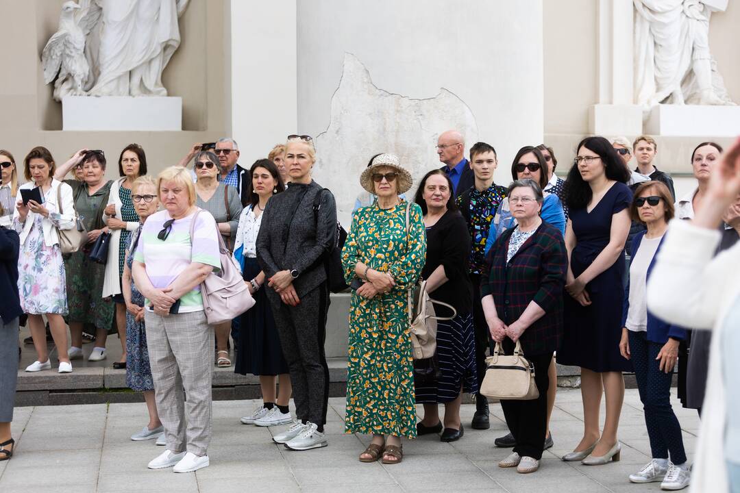 A. Adamkienės laidotuvės