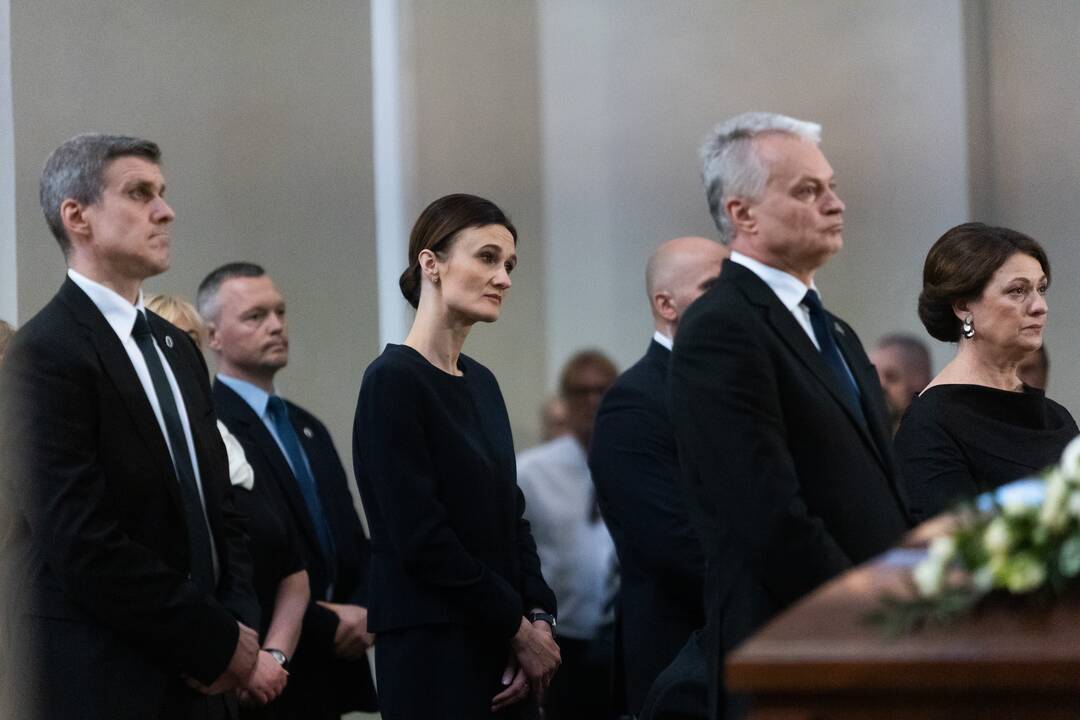 A. Adamkienės laidotuvės