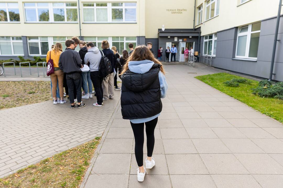Lietuvių kalbos ir literatūros egzaminas Žirmūnų gimnazijoje