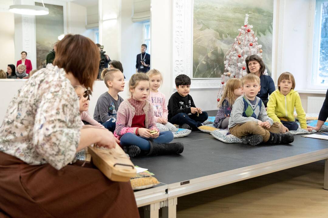 Į bibliotekos įkurtuves užsuko prezidentė
