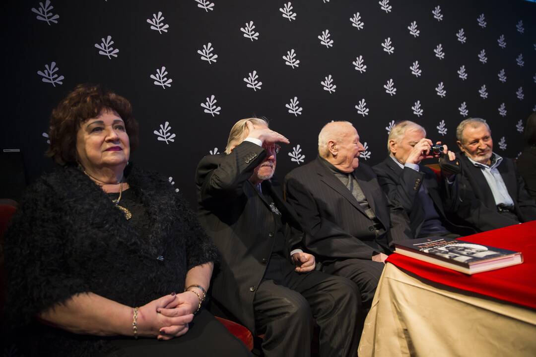 Išleista knyga apie garsųjį operos solistą V. Daunorą