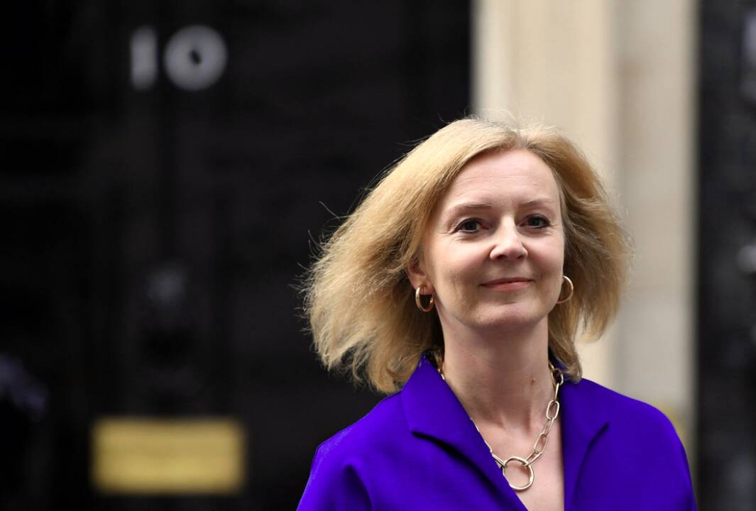 Britų užsienio reikalų sekretorė L. Truss skelbia sieksianti užimti B. Johnsono vietą