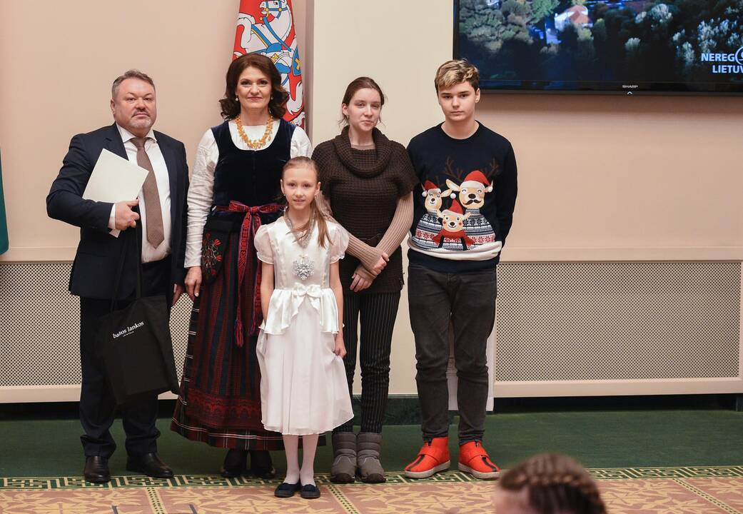 Kalėdinė eglutės šventė Prezidentūroje
