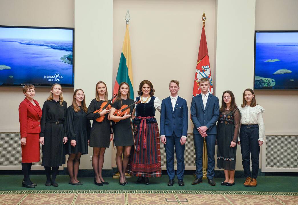 Kalėdinė eglutės šventė Prezidentūroje