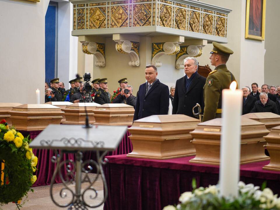 Iškilmingos sukilimo vadų laidotuvės