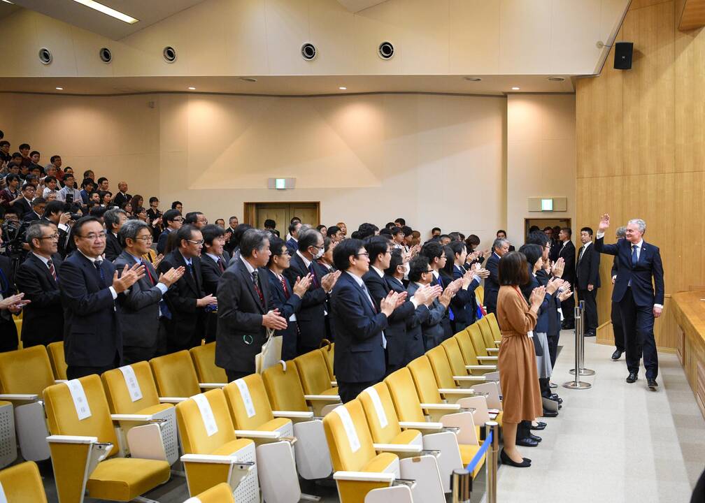 G. Nausėdai – Japonijos universiteto garbės daktaro laipsnis