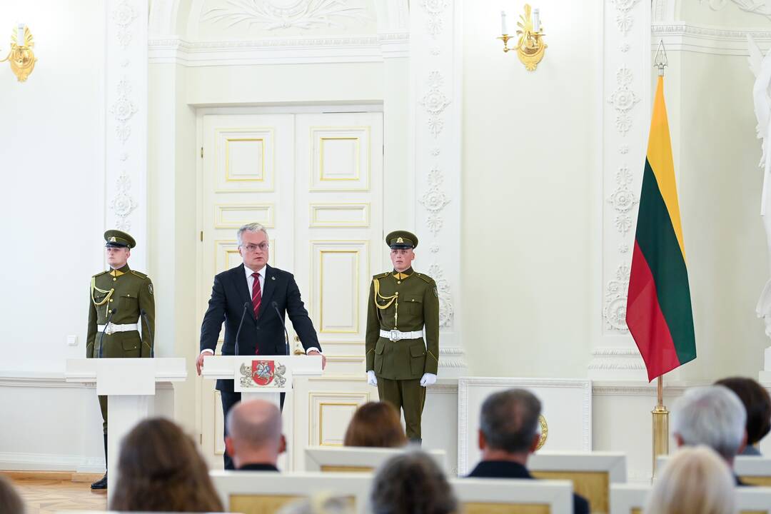 Prezidentas įteikė Žūvančiųjų gelbėjimo kryžius