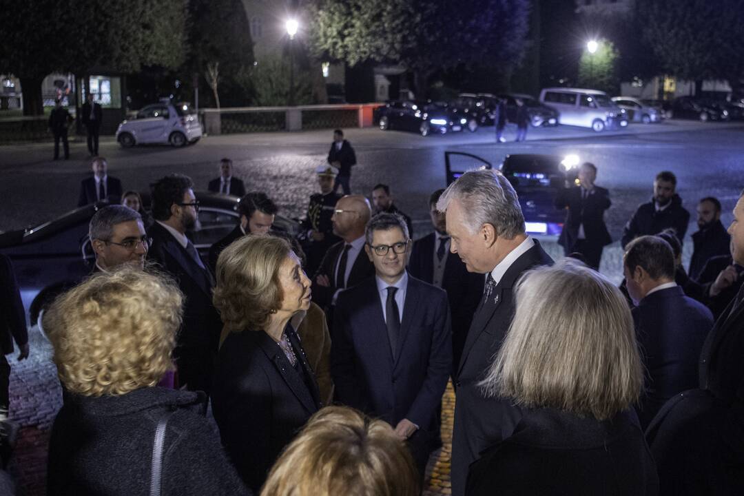G. Nausėda dalyvauja popiežiaus emerito atsisveikinimo ceremonijoje