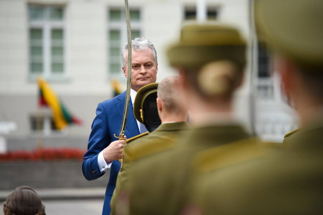 Karo akademijos absolventams – leitenanto laipsnis