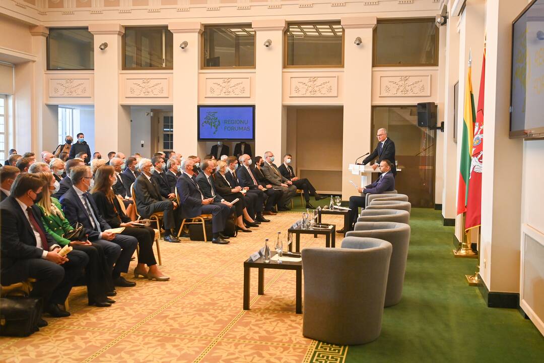 Prezidentas atidarė Regionų forumą