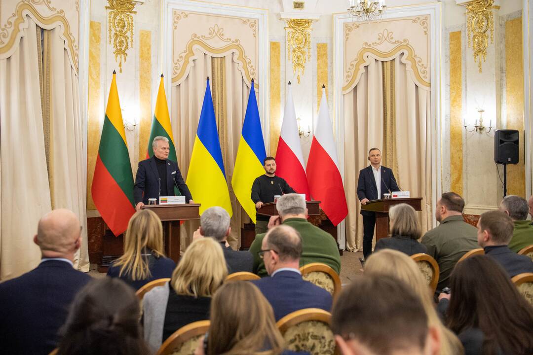 G. Nausėda vėl vieši Ukrainoje