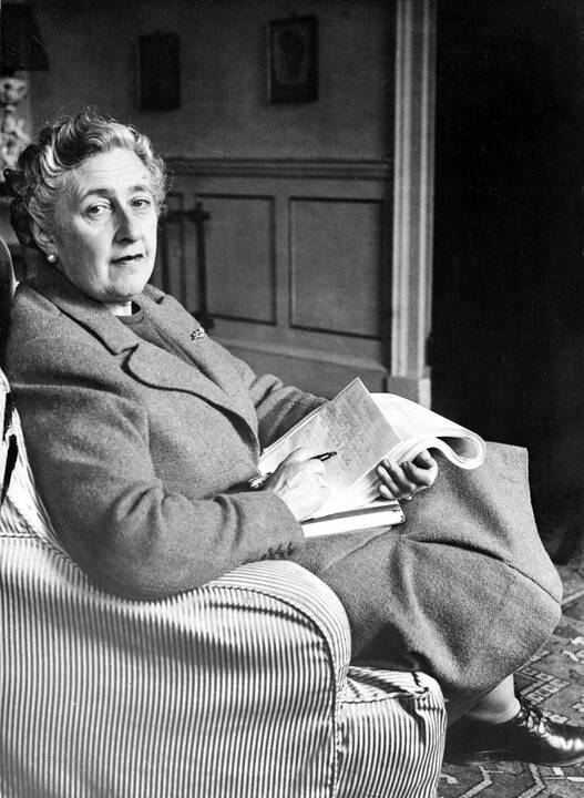 1976 m. mirė garsi detektyvų rašytoja anglė Agatha Christie