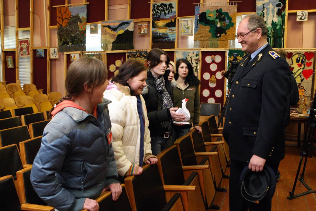 Daugiau kaip 1 tūkst. nuteistųjų šiemet įgijo profesinį išsilavinimą