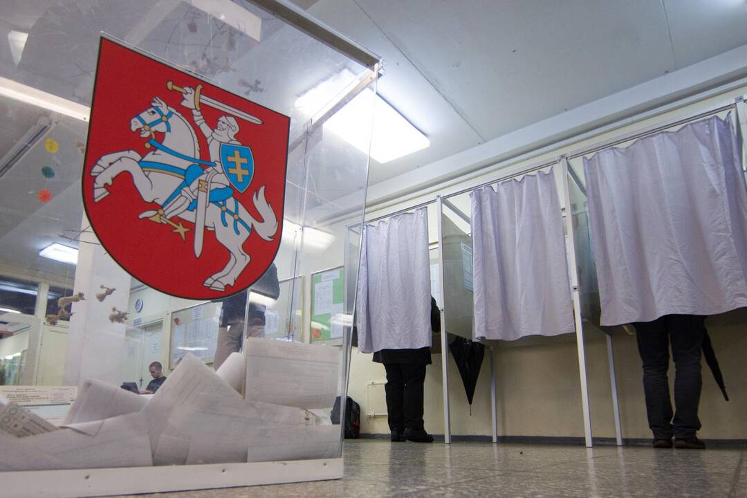 Suka galvą, kaip gyventojus prisikviesti į referendumą