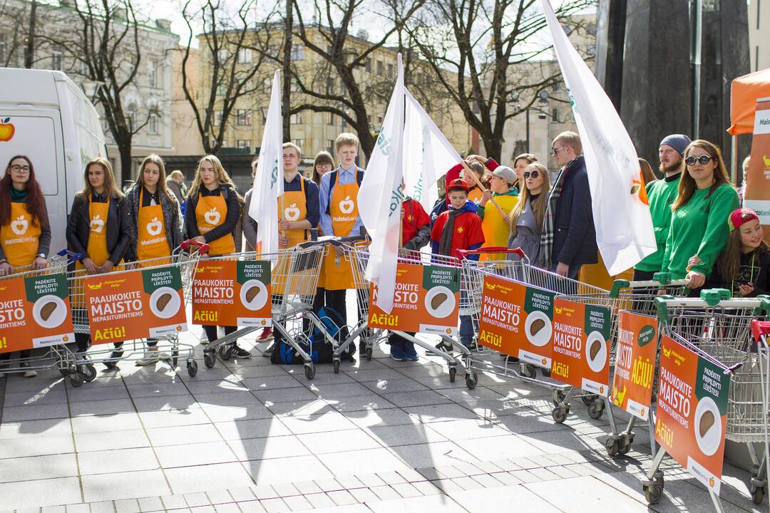 Premjeras paskelbė „Maisto banko“ akcijos startą