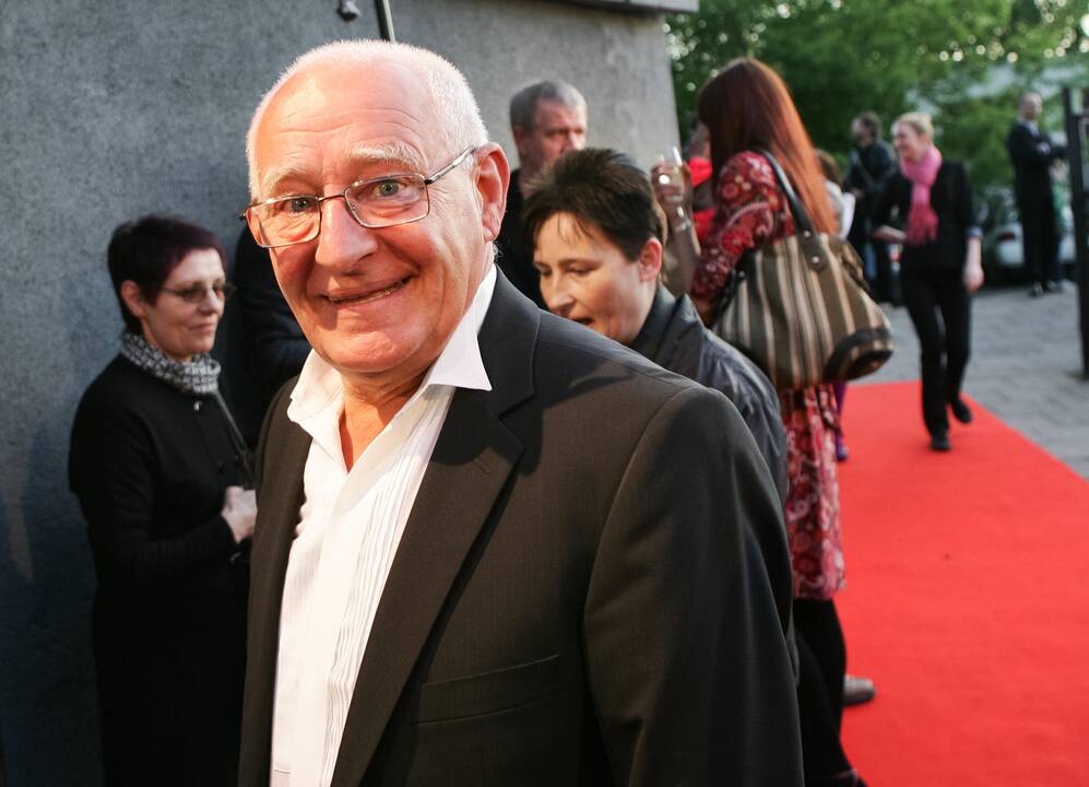 Prezidentė pasveikino aktorių G. Girdvainį 70-ojo jubiliejaus proga