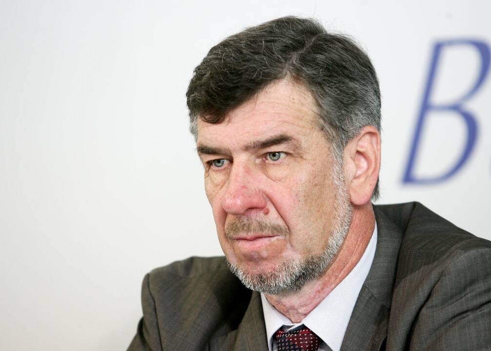 R. Valentukevičius 