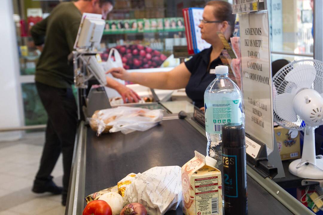 Ar gali maisto prekių parduotuvėje dirbti gripu serganti kasininkė?