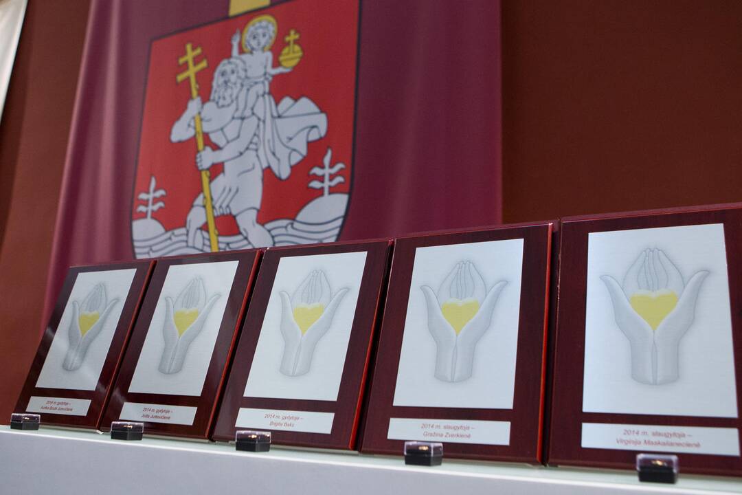 „Auksinės mediko širdies“ apdovanojimai