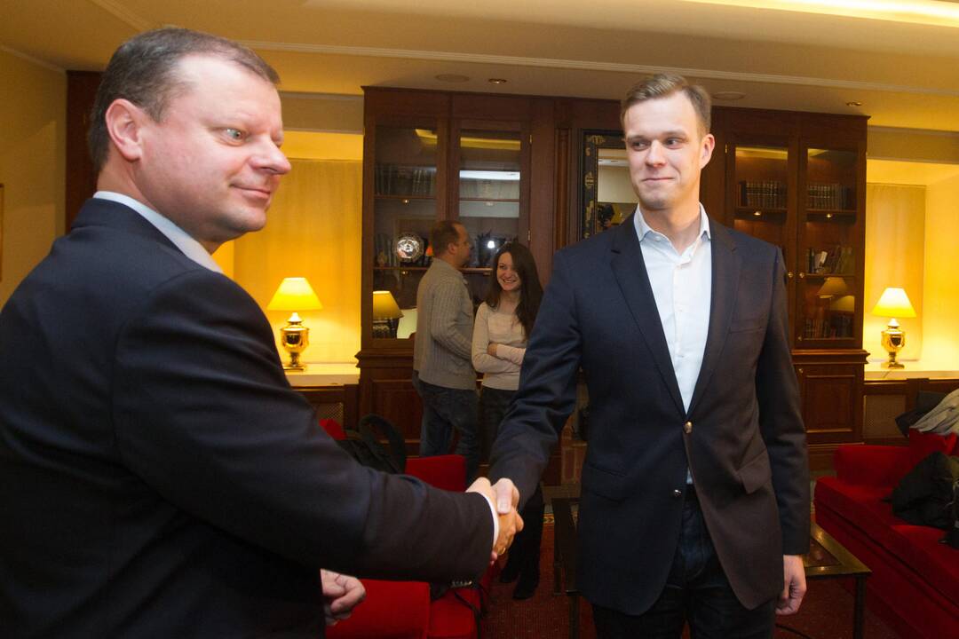 Premjeras staiga persigalvojo: PVM lengvata šildymui bus