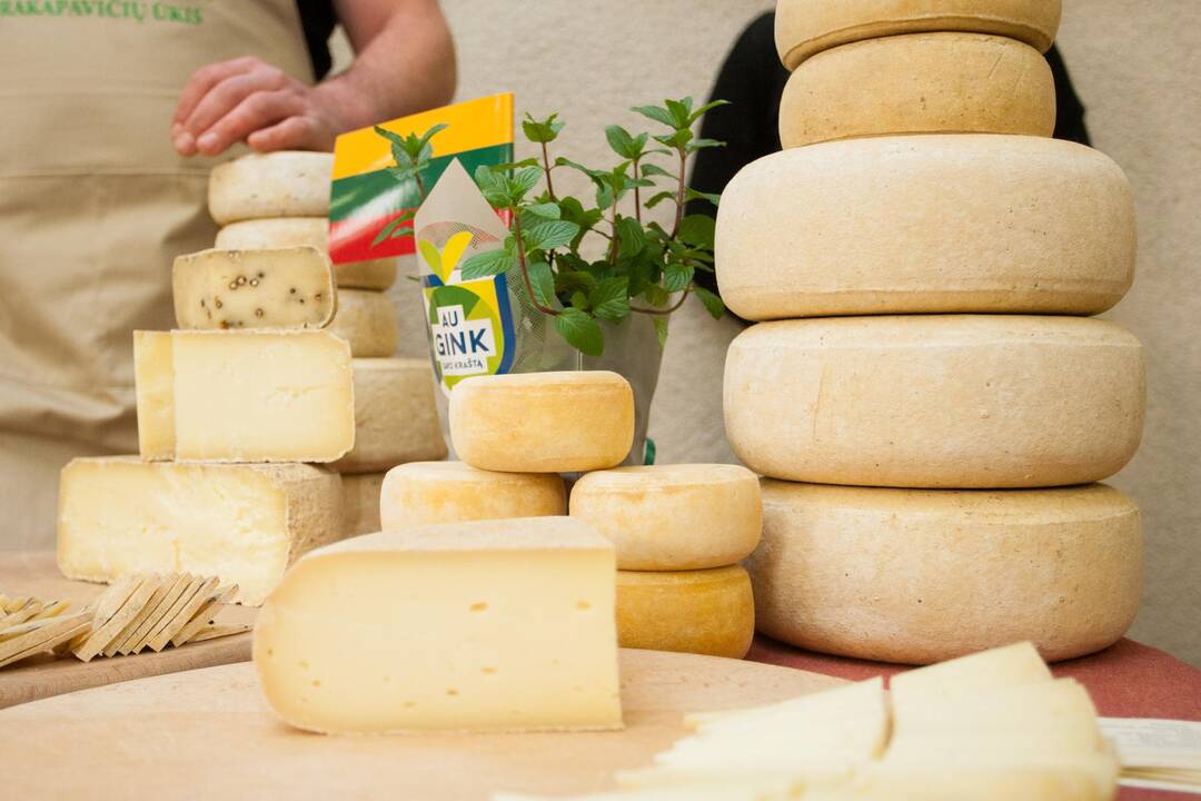 Pieno produktų kainos kitąmet mažės?