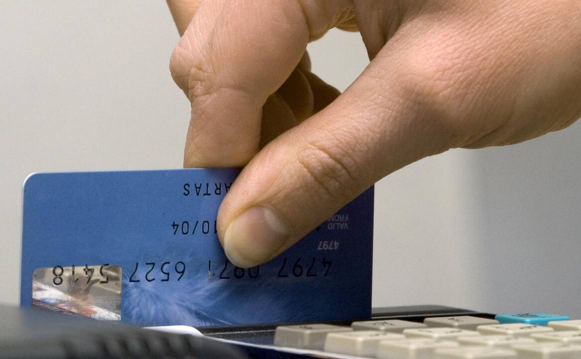 Smulkusis verslas į mokėjimo korteles žiūri palankiau