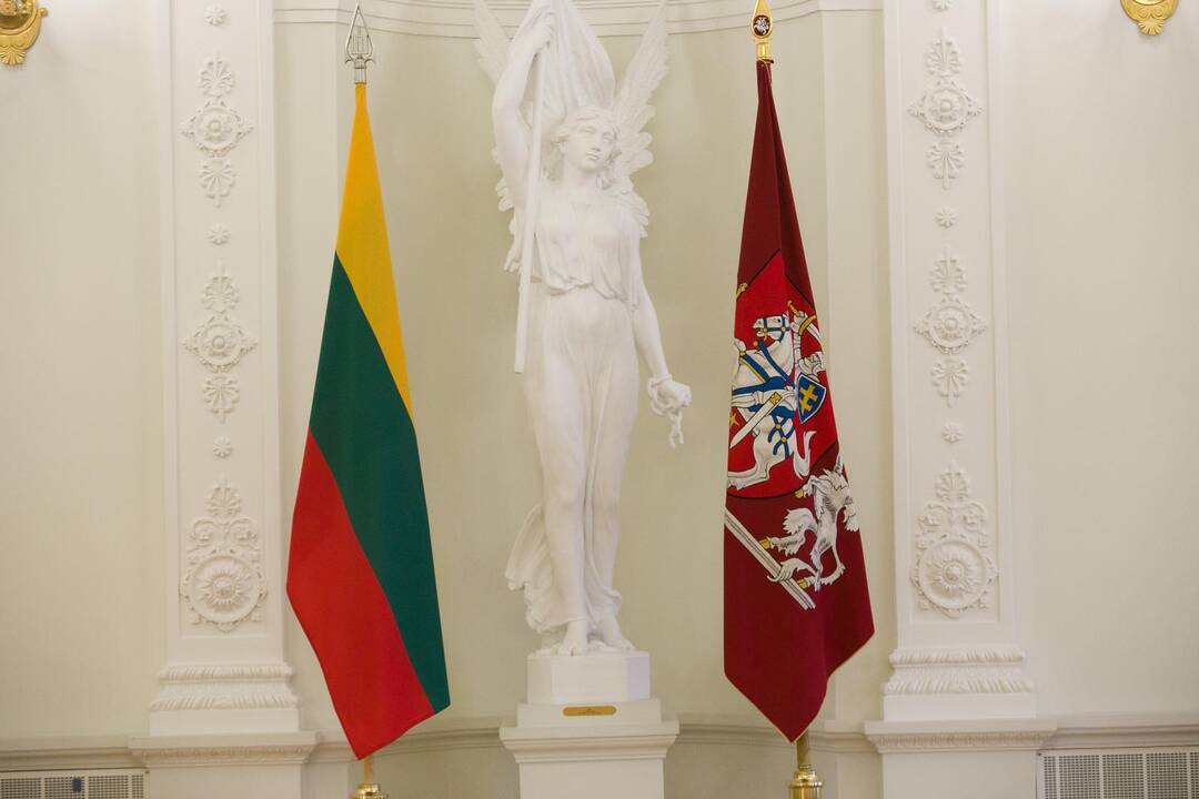 Ministrai susirinko Prezidentūroje