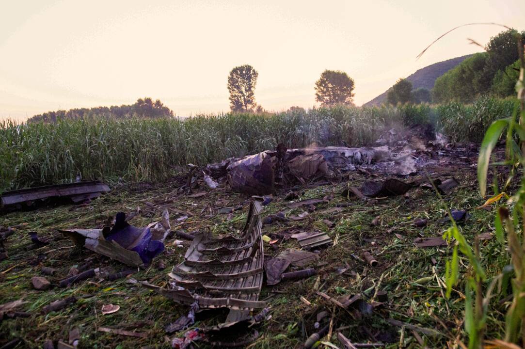 Graikijoje sudužo Ukrainos lėktuvas, gabenęs ginklus: žuvo aštuoni žmonės
