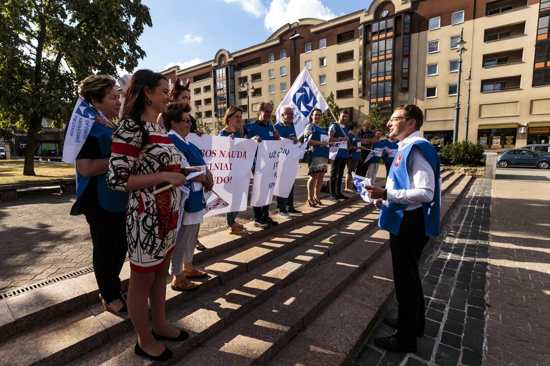 Profesinių sąjungų protestas prie Seimo