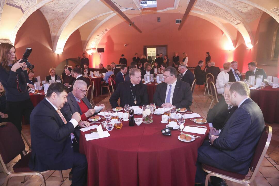 Nacionaliniai maldos pusryčiai