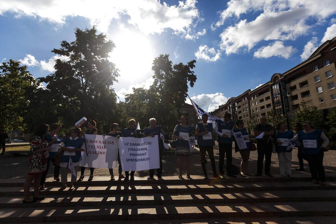 Profesinių sąjungų protestas prie Seimo