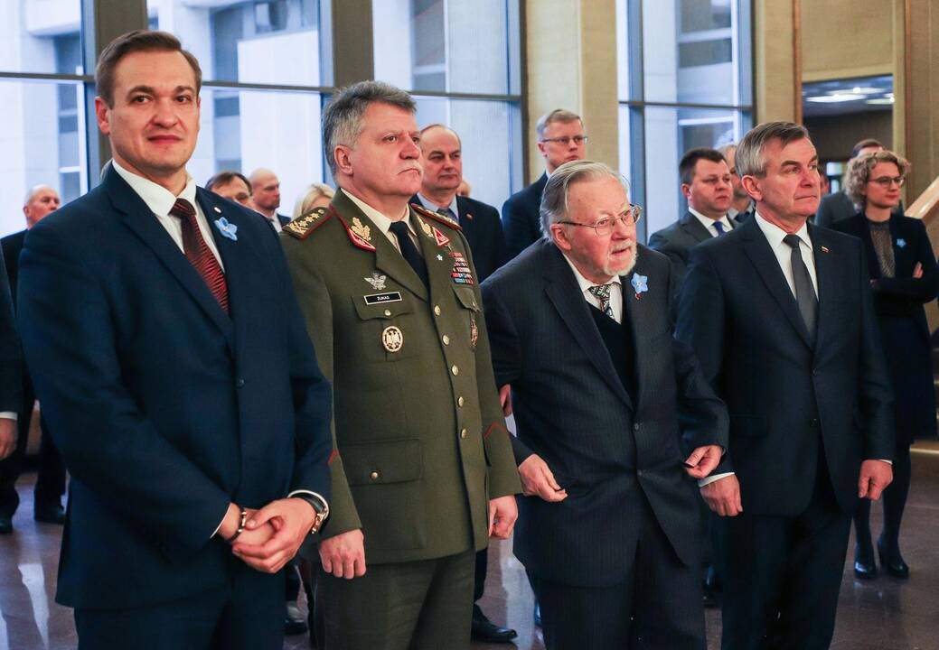 Laisvės gynėjų rikiuotė Seime