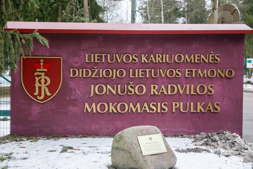 NATO vadų pasikeitimo ceremonija