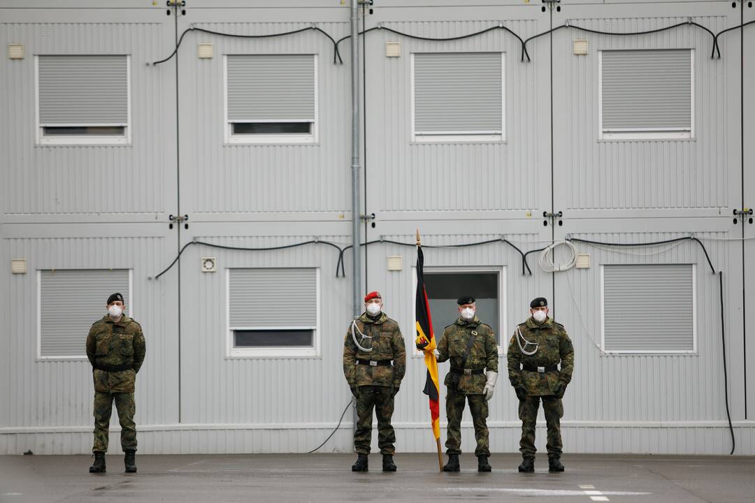 NATO vadų pasikeitimo ceremonija