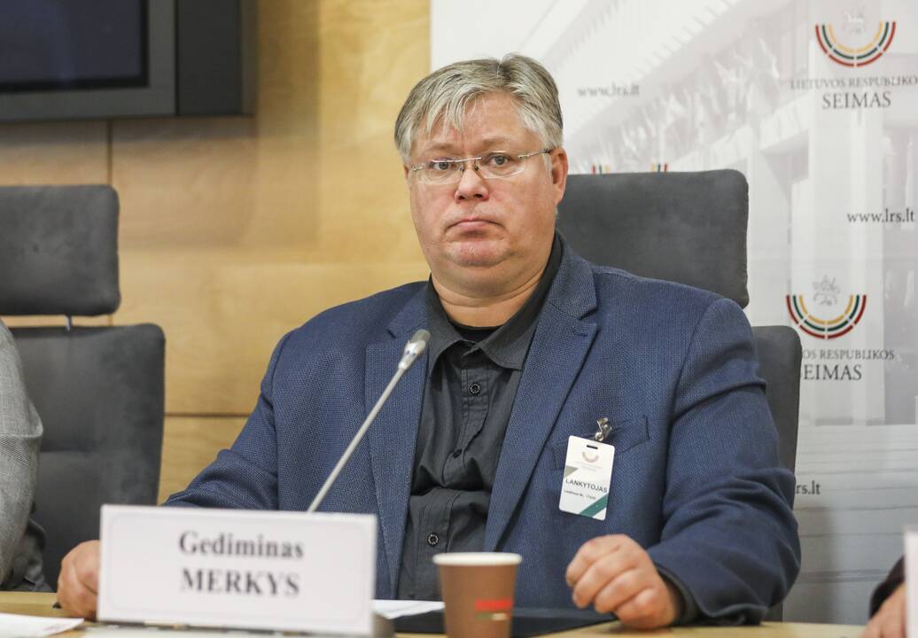 Centro partijos „Gerovės Lietuva“ pirmininkas Naglis Puteikis (kairėje) ir Kartų solidarumo sąjungos-Santalkos Lietuvai pirmininkas Arvydas Juozaitis