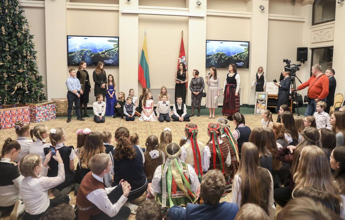 Kalėdinė eglutės šventė Prezidentūroje
