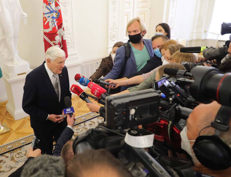 V. Adamkui įteiktas Lenkijos prezidento apdovanojimas