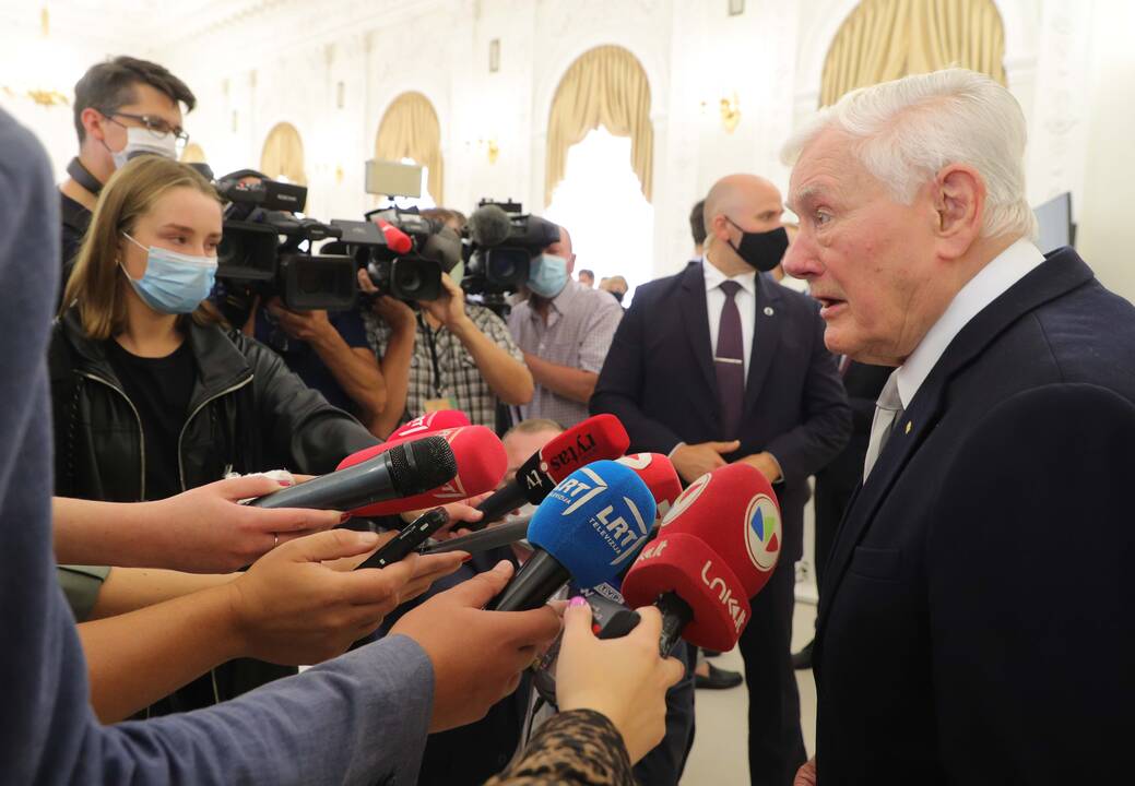 V. Adamkui įteiktas Lenkijos prezidento apdovanojimas