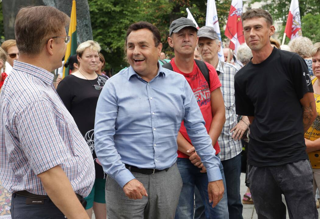 Protestas prie Vyriausybės prieš migrantus
