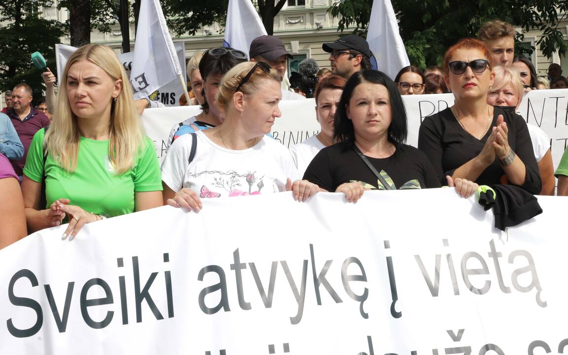 Protestas prie Vyriausybės prieš migrantus