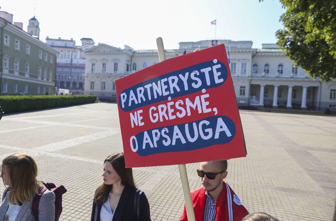 Liberalaus jaunimo akcija prie Prezidentūros