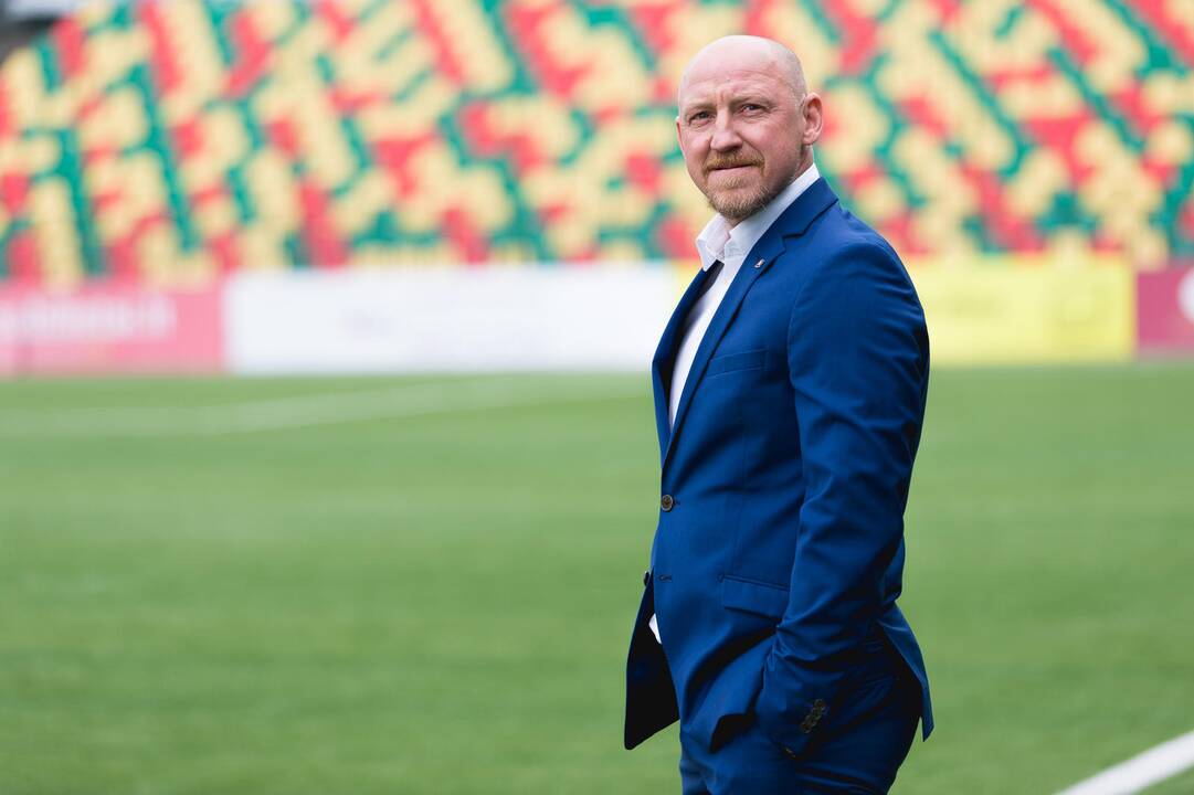 Proga: Vilniaus "Riteriai" derbyje įveikę "Žalgirį" įteikė A.Skarbaliui gimtadienio dovaną.