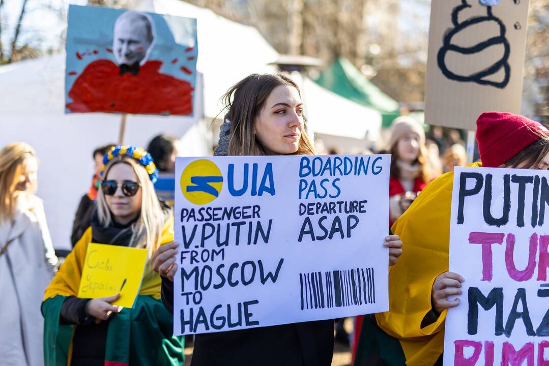 Apklausa: šeši iš dešimties lietuvių tiki Ukrainos pergale kare