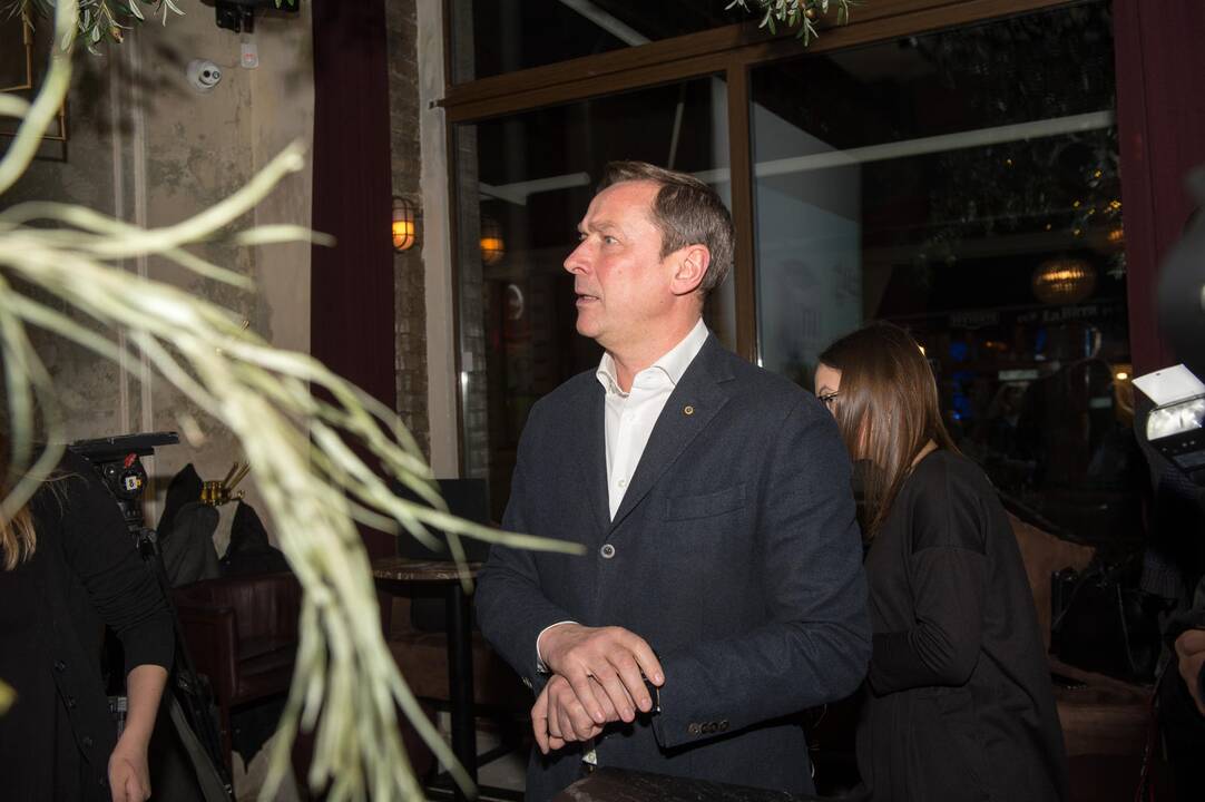 Kandidatai į merus laukia rinkimų rezultatų