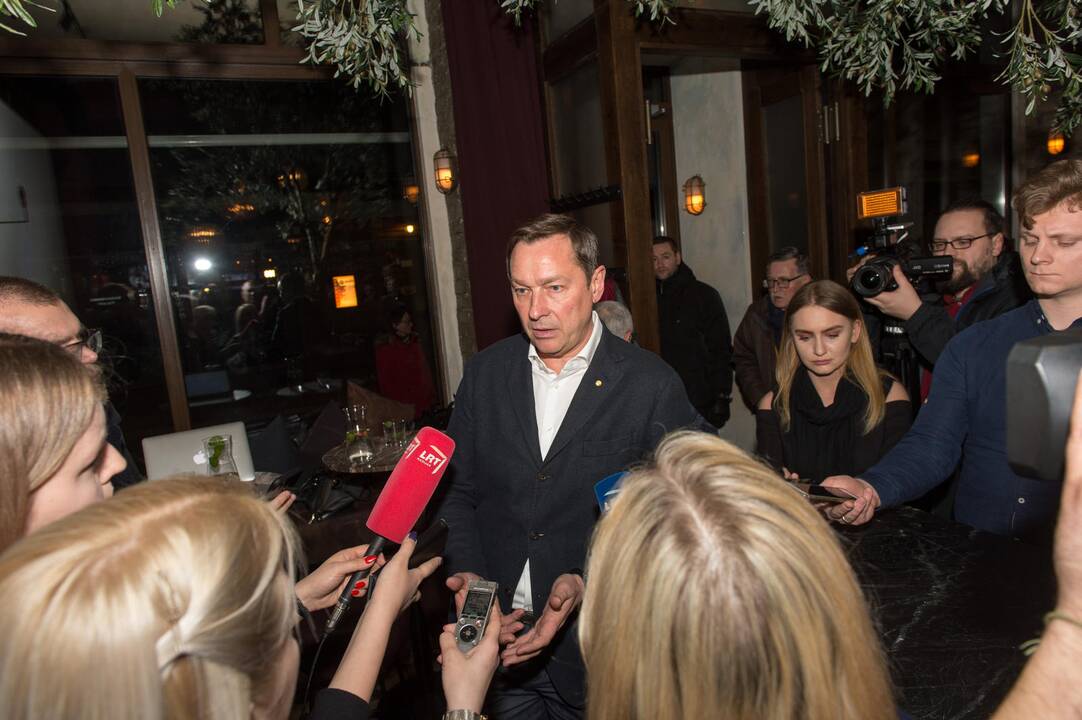 Kandidatai į merus laukia rinkimų rezultatų