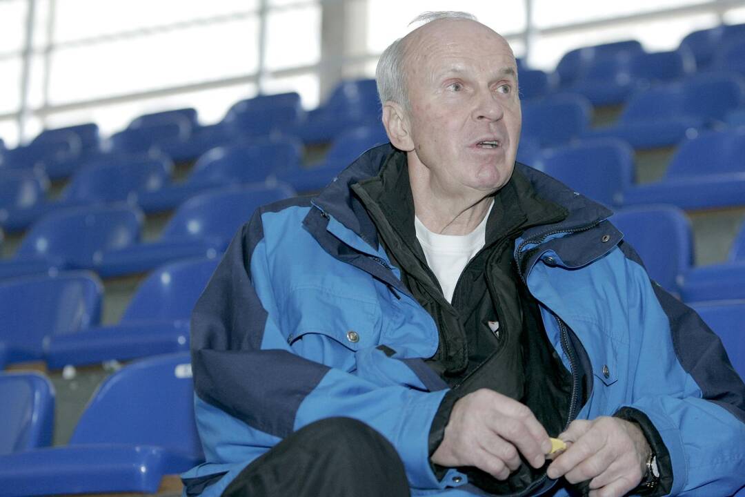 Viltys: futbolo legenda B.Zelkevičius tiki, kad Lietuvos futbolas atsispirs nuo dugno