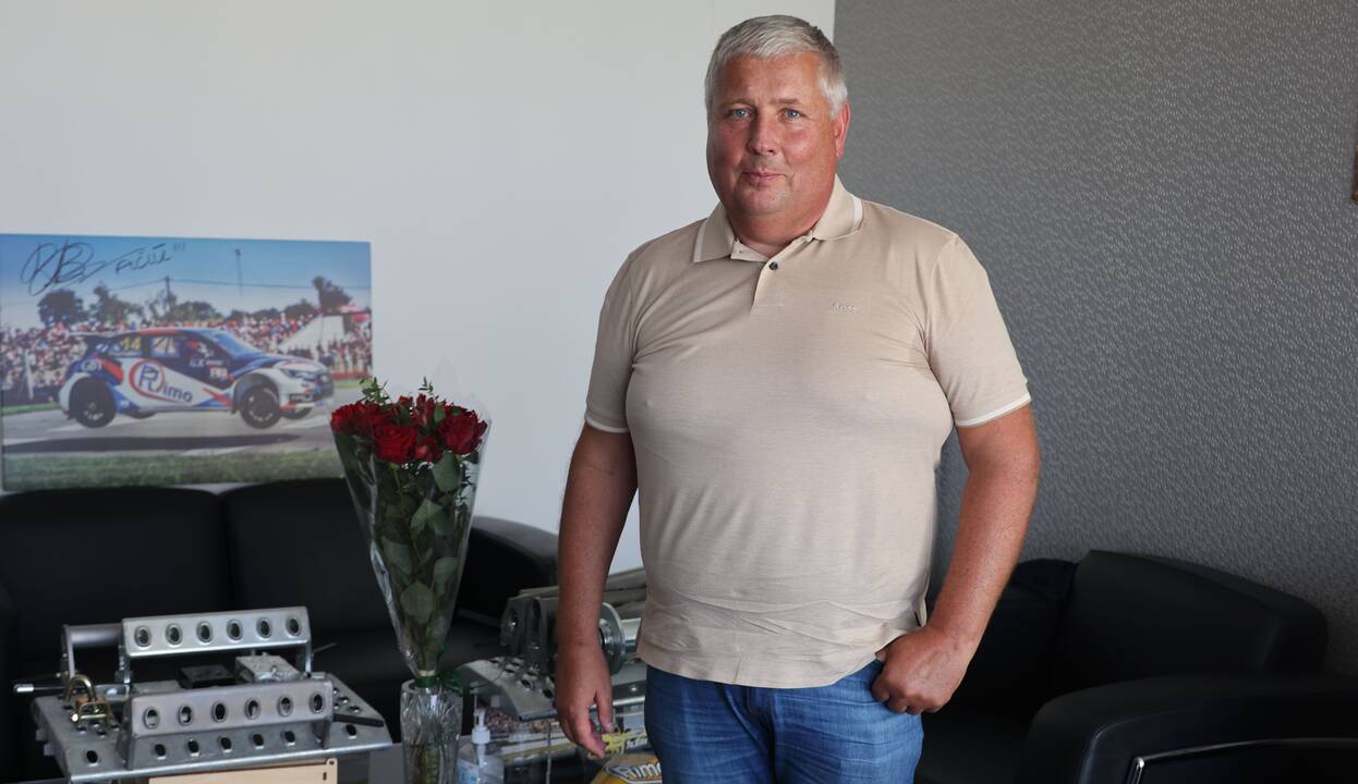 Lietuvos čempionė „Cascada-HC Garliavos SM“, treniruojama R. Urnikienės (kairėje) rugsėjį, po dvylikos metų, vėl sugrįžo į tarptautinę areną.