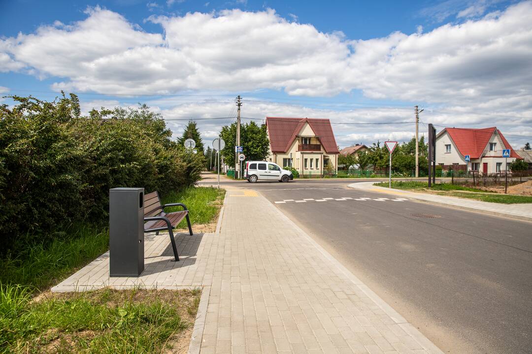 Jungtis: Teleičių kaime (Garliavos apylinkių seniūnija) rekonstruota Mokyklos gatvė, jungianti Artojų ir Vasario 16-osios gatves.